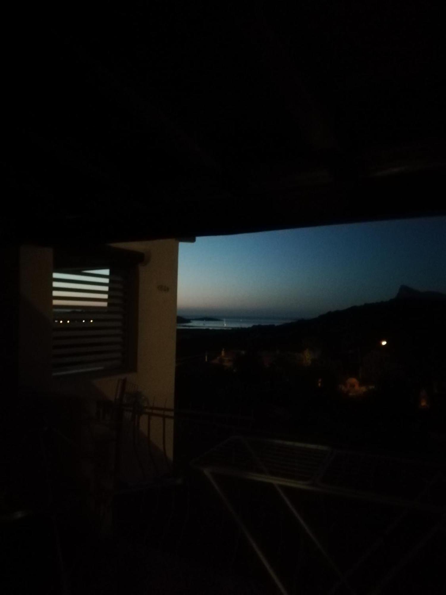 Frina di Mari b&b San Teodoro  Ruang foto